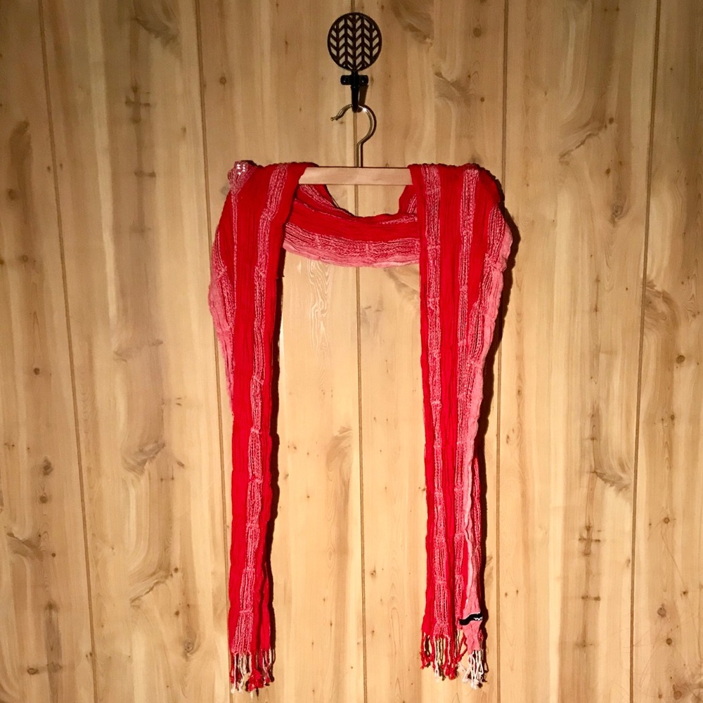BDG Scarf